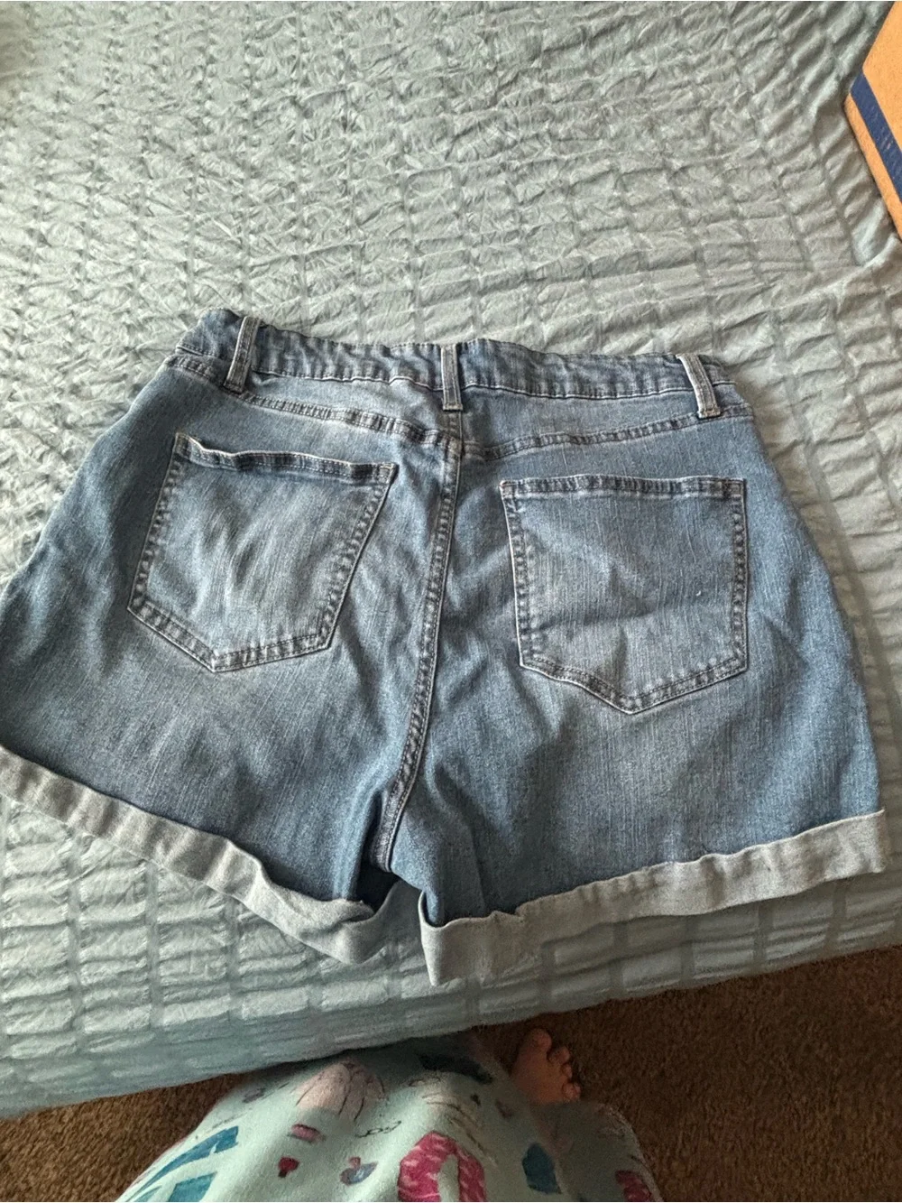 No Boundaries Light Blue Rolled-Hem Denim Shorts